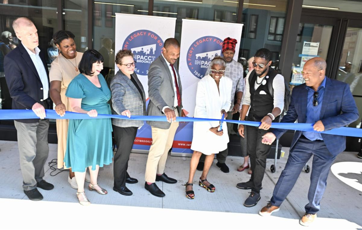 811 Lexington Ribbon Cutting - IMPACCT Brooklyn